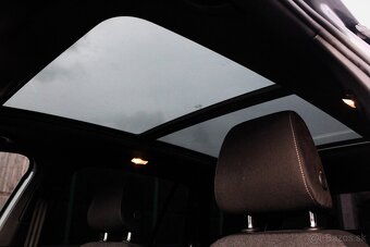 Škoda Octavia Combi 2.0 TDI Style DSG - 9