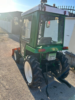 Malotraktor ISEKI 4x4 predná hydraulika - 9