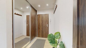 PRENÁJOM – veľký 3iz mezonet s priestrannou terasou na Nivác - 9