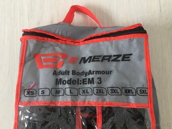 Emerze chránič tela - 9