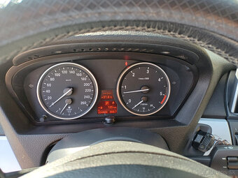 bmw x5,173kw,AT,3,0diesel, kúp. v SR,r.v.2008 - 9