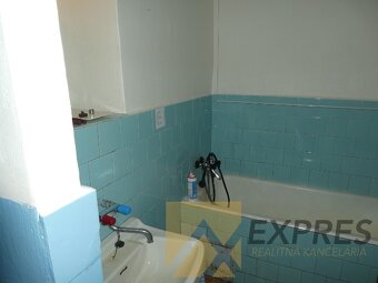 RK EXPRES - predaj 2 izbový byt v Handlovej, ul.29.augusta. - 9