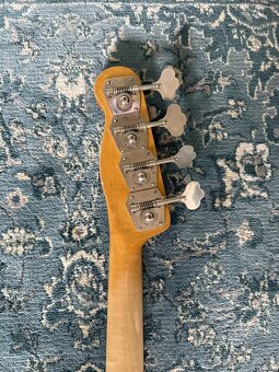 MILAN ČÍŽ HANDMADE 51" P-BASS + fender case - 9