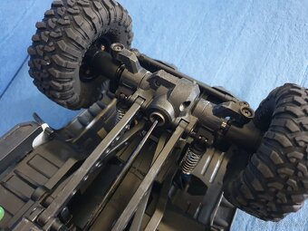 RC model Land Rover 4WD Crawler Pioneer 1:10 - 9