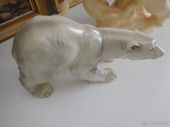 Štvanica / Medveď polárny  strožitné predmety, - 9