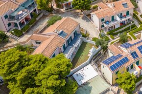 PREDAJ Vila so štyrmi apartmánmi pri mori,Rogoznica - 9