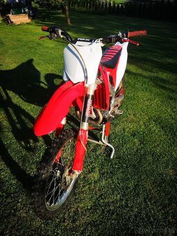 Honda CRF 450R, r.v. 2009, el. vstřikování. - 9