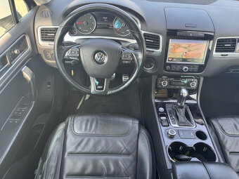 Volkswagen Touareg II 3.0 V6 TDI R-Line 4XMOTION - 9