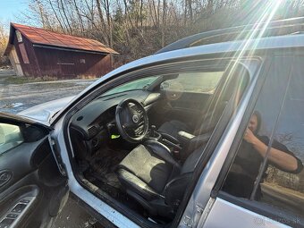Volkswagen Passat b5 1.9tdi 81kw Rozpredam na náhradné diely - 9