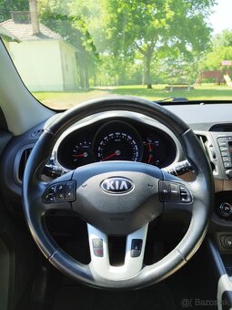 Kia Sportage 1.7 CRDi VGT 2WD Pano, odp. dph - 9