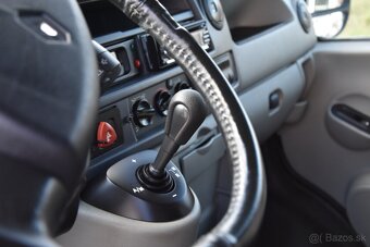 Renault Master 2.5 dCi - 9