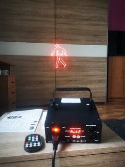 Laser animačný na diaľkové ovládanie, RGB plnofarebný - 9