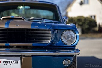 Ford Mustang Fastback - 9
