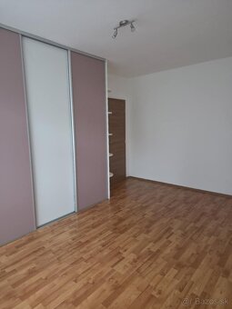 Predaj 2 izbového bytu v centre Popradu - 9