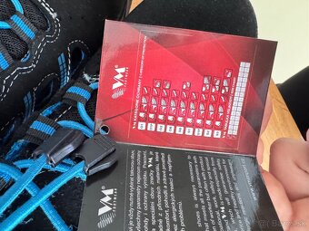 Pracovná obuv 43 so spevnenou špičkou - 9