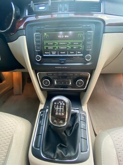 Škoda superb 2.0 tdi Cr.125kw 4x4 6q manual - 9