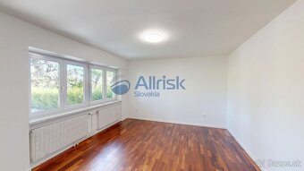 Bývajte dnes, plaťte neskôr Na predaj kompletne zrekonštruo - 9