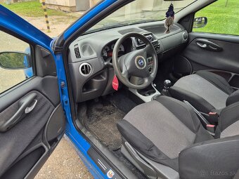 Fiat Punto 1.4 16v Sporting - 9