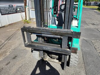 VZV Mitsubishi FD15 plynový, 1350kg, 3.7m, boční posuv - 9