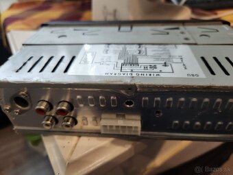 Autoradia na Diely. kus 10e s usb 15e - 9