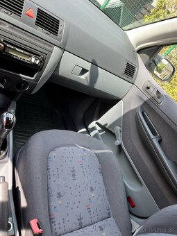 Škoda fabia 1.4 MPI - 9