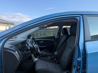 Hyundai i30 CW 1.6i CRDi 16V DOHC Comfort - 9
