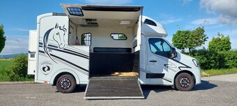 Prepravník koní Renault Master PARAGAN EQUISTAR 3XL Competit - 9