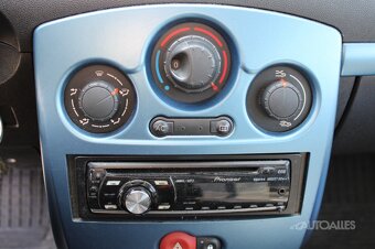 Renault Clio 1,2 i 16V 55 kW ICE - 9