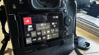 Panasonic Lumix DC-G9 - 9