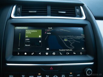 Jaguar E-Pace 2.0 I4 180k R-Dynamic Base AWD A/T - virtual - 9