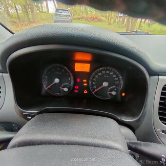 Kia Rio 1.4i LPG - 9