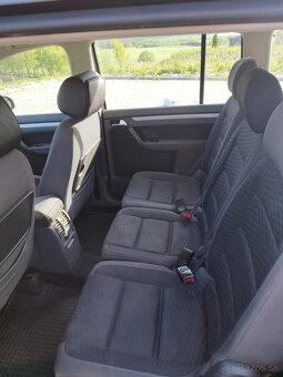 Volkswagen Touran 1.4 TSI benzín 103kW - 9