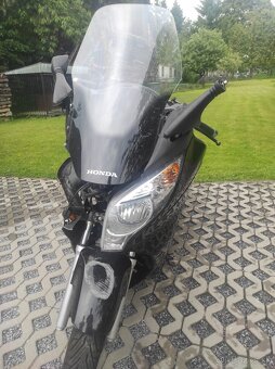 Predám skúter HONDA S-WING 125, r.v 2012 (po menšej nehode) - 9