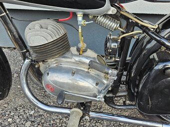 CZ 125 C - 9