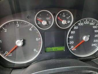 Ford focus CMAX - 9
