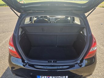 Hyundai i20 1.2 - 9