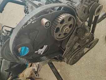 KOMPET AFN MOTOR 1.9TDI 81KW BEZ ELEKTRIKY - 9