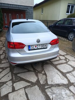 Volkswagen Jetta - 9