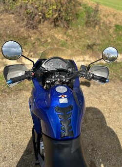 Honda XL650V Transalp - 9