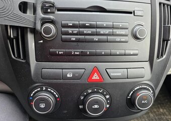 Kia Cee´d 1.4-SENZORY-KLIMA - 9