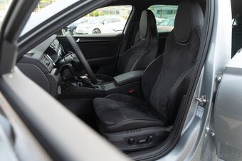 Škoda Superb Combi iV SPORTLINE 1.4 TSI PHEV DSG -NEBURANÉ - 9