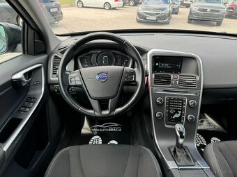 Volvo XC60 D4 Momentum Geartronic AWD - 9