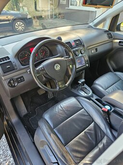 Volkswagen touran 2 0tdi DSG6 - 9