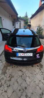 Opel Insignia A sport tourer - 9