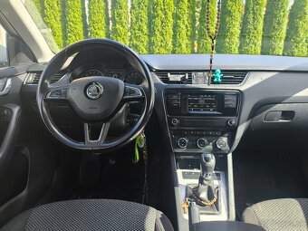 Škoda Octavia 3 - 9