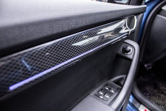 Škoda Octavia Combi 2.0 TDI DPF RS DSG - 9