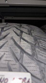Originál sada VOLVO XC40 R18 zimné pneu - 9