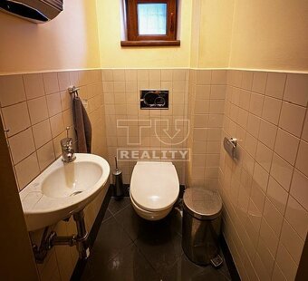 Prenájom lukratívnych obchodných priestorov (55m2) v... - 9
