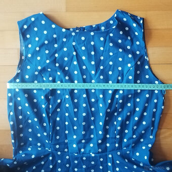 Dámske letné šaty TOP STAV premerané - 9
