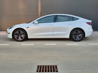 Tesla Model 3 Standard Plus 79'000 km
- 9